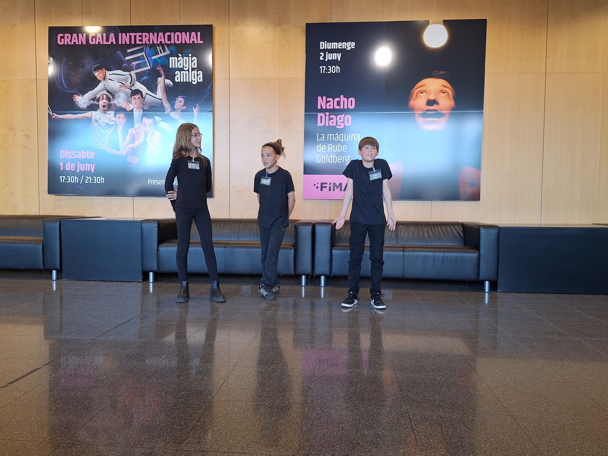 Connectats pel teatre