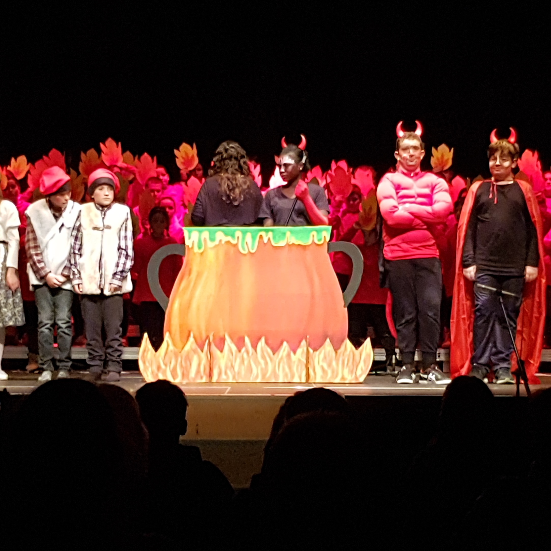 El Nostre Nadal, Escola Guillem de Montgrí