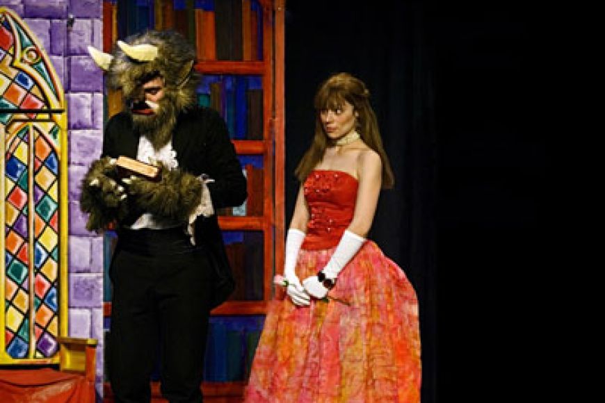 Temporada Alta, el públic familiar i el programa educatiu marcaran la nova temporada de l’Espai Ter, que arrenca el 3 d’octubre Temporada Alta, el públic familiar i el programa educatiu marcaran la nova temporada de l’Espai Ter, que arrenca el 3 d’octubre