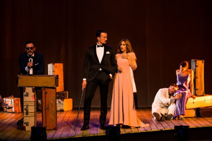 Amor, intriga i assassinats a Muerte en el Nilo d'Agatha Christie Amor, intriga i assassinats a Muerte en el Nilo d'Agatha Christie