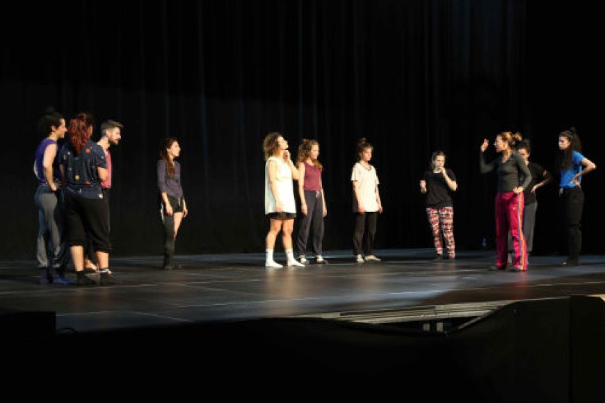 La companyia de dansa CobosMika fa una residència artística a l'Espai Ter La companyia de dansa CobosMika fa una residència artística a l'Espai Ter