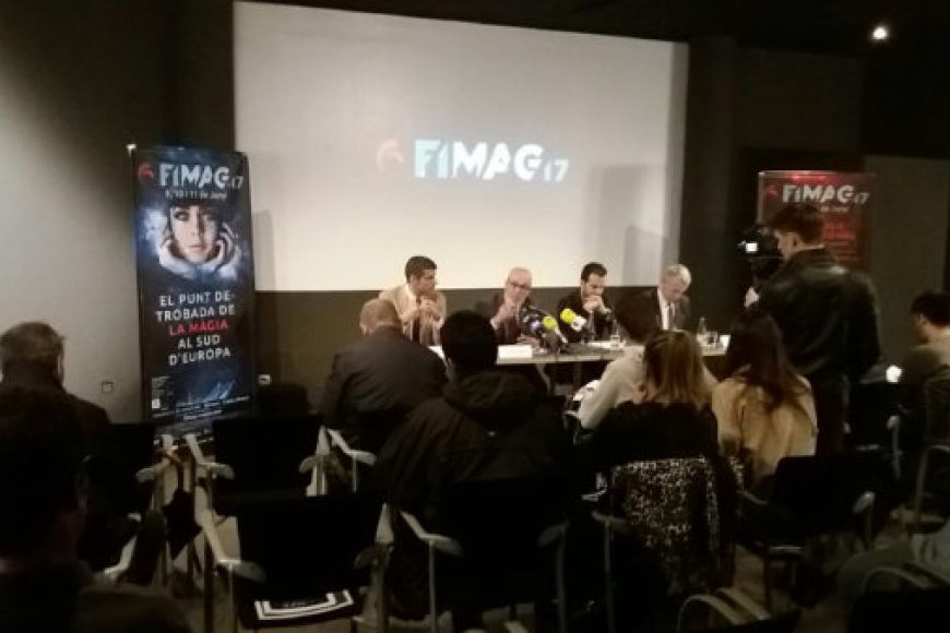 La Fira Internacional de Màgia de Torroella de Montgrí ‘17 dobla el nombre d’actuacions i d’artistes La Fira Internacional de Màgia de Torroella de Montgrí ‘17 dobla el nombre d’actuacions i d’artistes