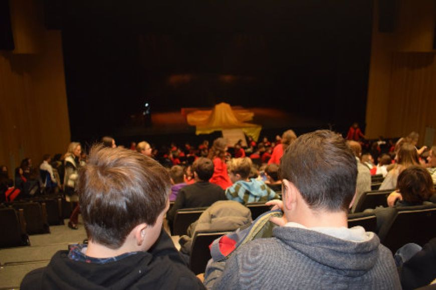 L’Espai Ter inicia les activitats educatives de teatre, música i arts escèniques per escoles i instituts. L’Espai Ter inicia les activitats educatives de teatre, música i arts escèniques per escoles i instituts.