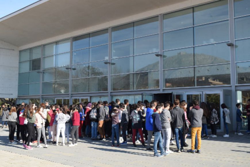 L’Espai Ter inicia les activitats educatives de teatre, música i arts escèniques per escoles i instituts. L’Espai Ter inicia les activitats educatives de teatre, música i arts escèniques per escoles i instituts.
